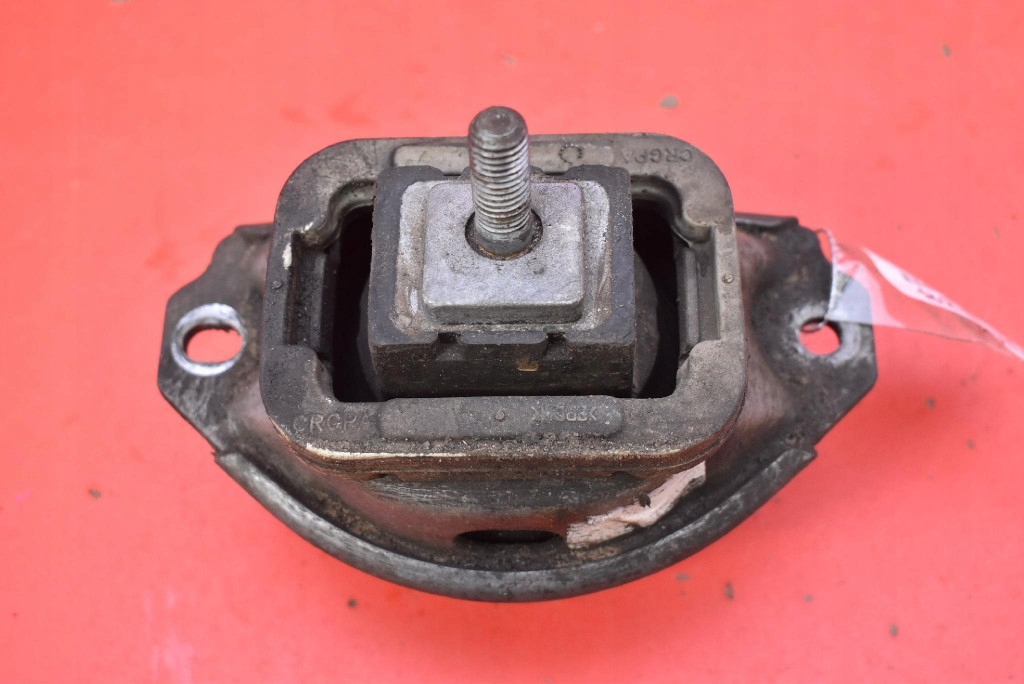 holder engine mount left RANGE ROVER SPORT and L320 2.7 TDV6 190 KM 05-09