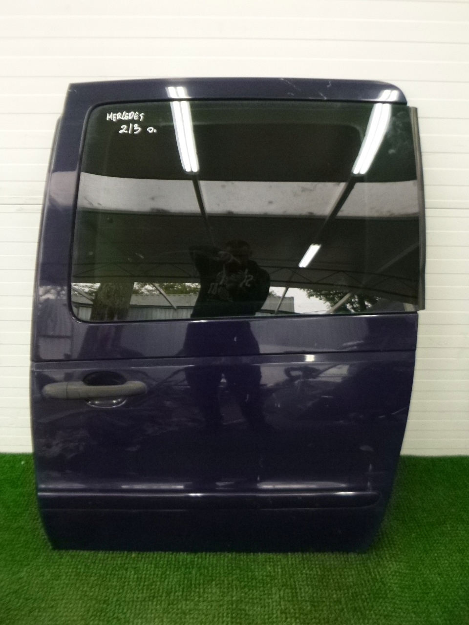 MERCEDES VANEO W414 door rear. left rear part side
