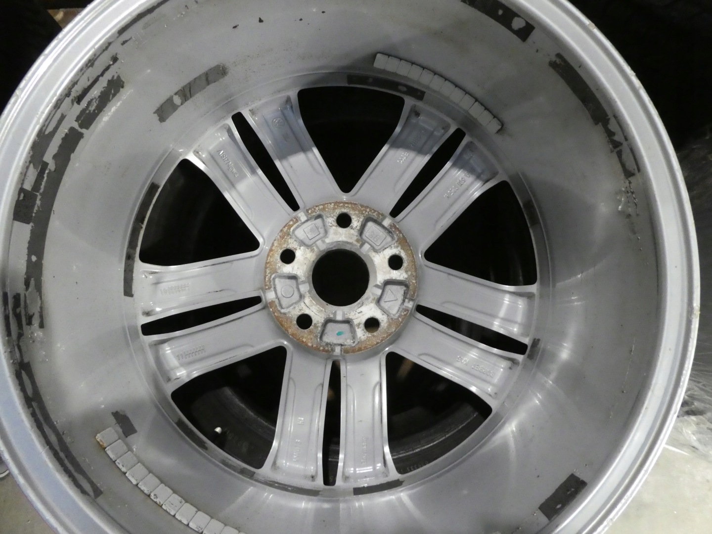 1X disk hliníkový disk VW 3AA601025H