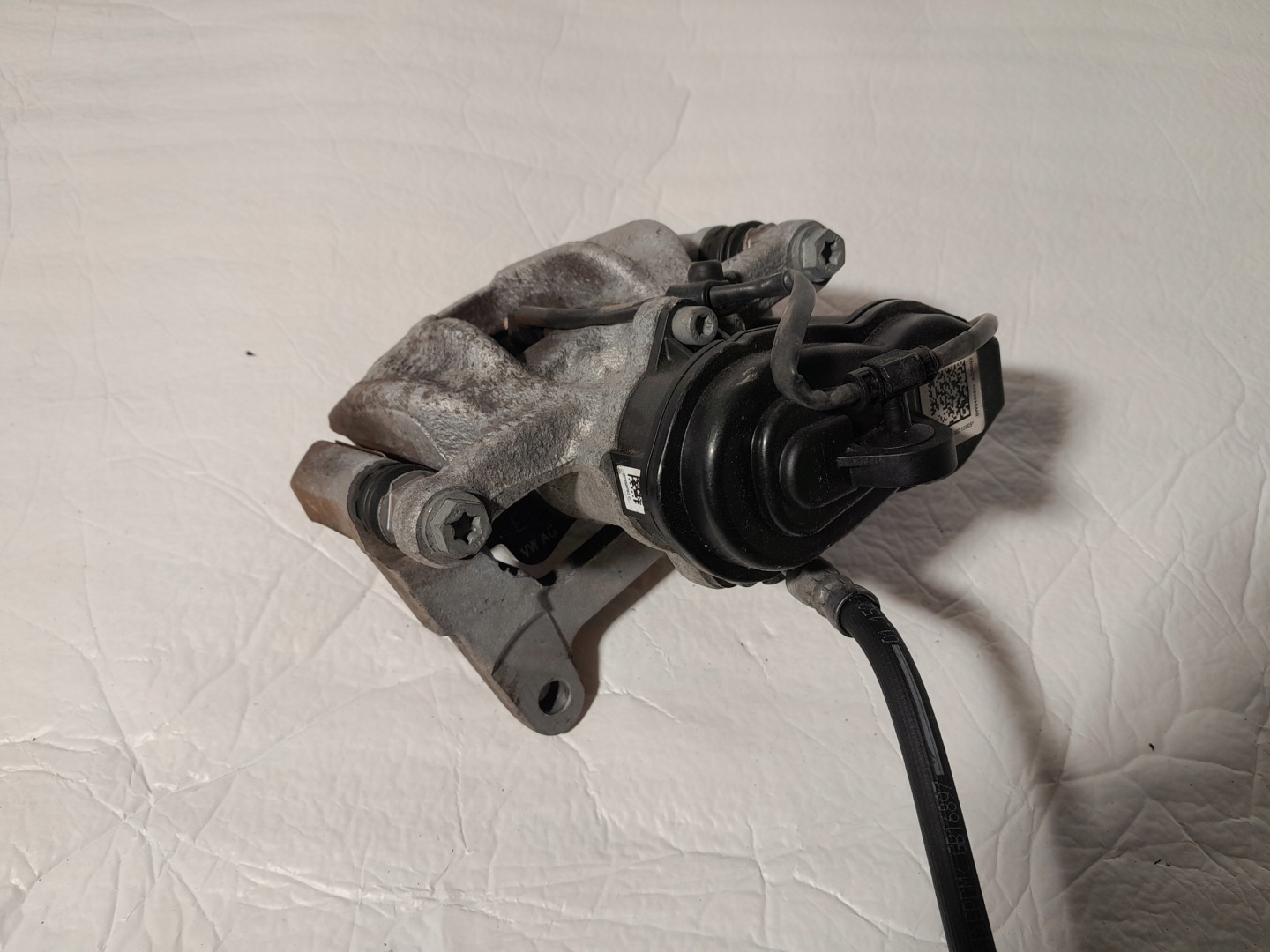 AUDI A4 B9 caliper brake right rear part 8W0406BQ