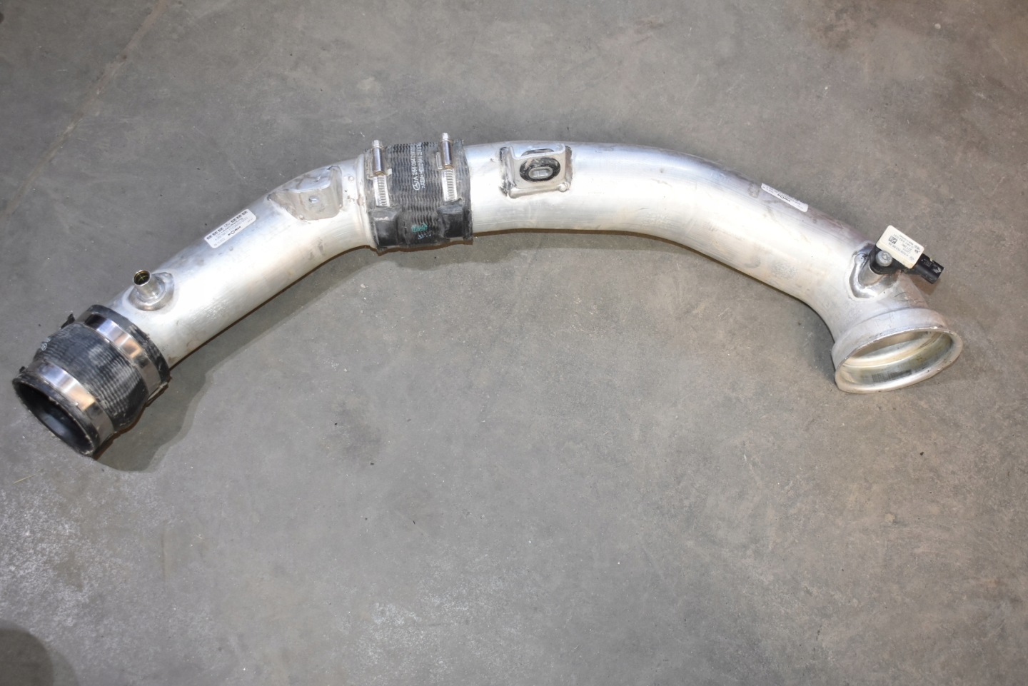 IDEALNY Schlauch luft intercooler MERCEDES 1