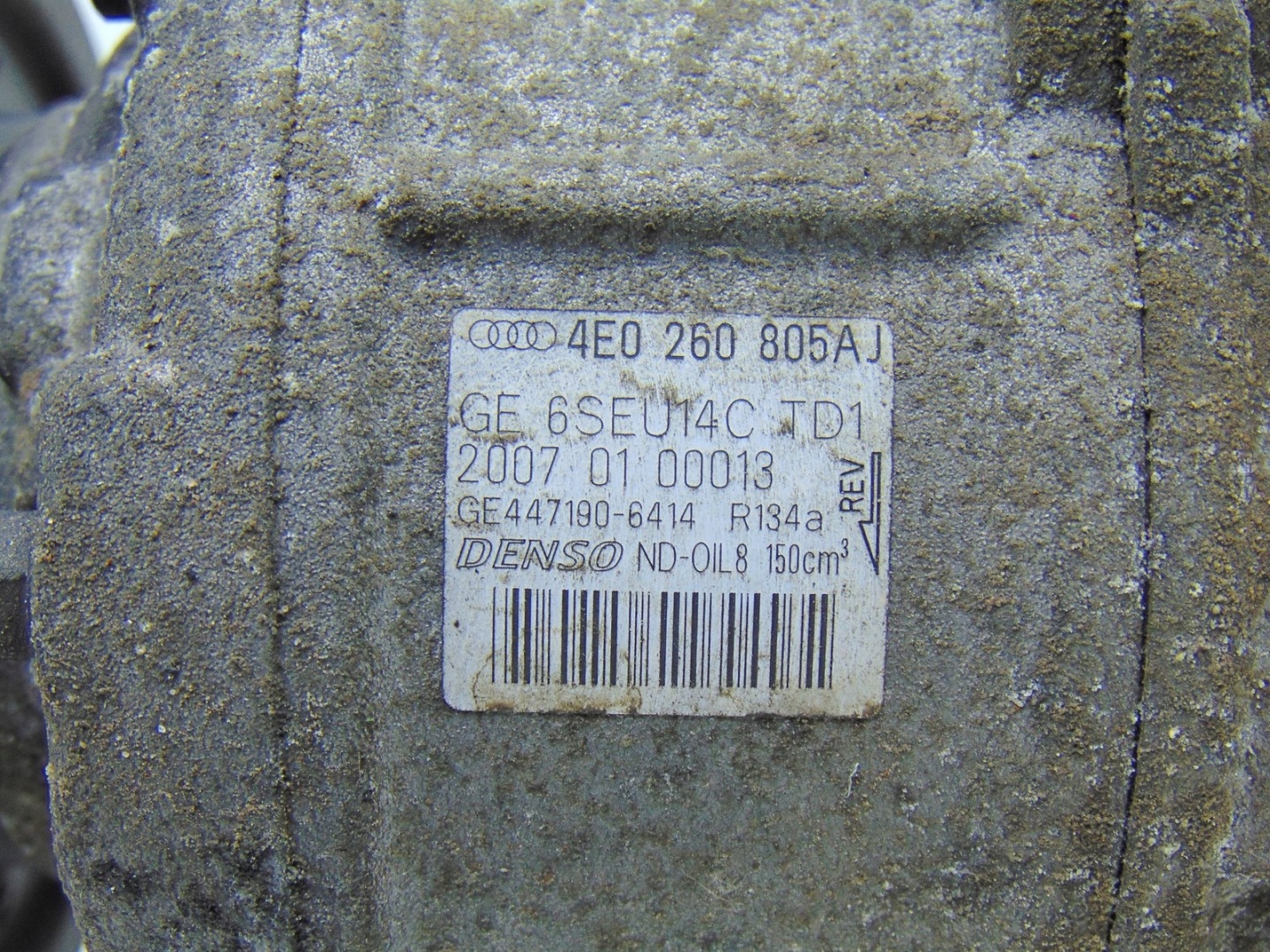 compressor compressor; of the air conditioning AUDI A8 D3 3.0 TDI 4E0260805AJ