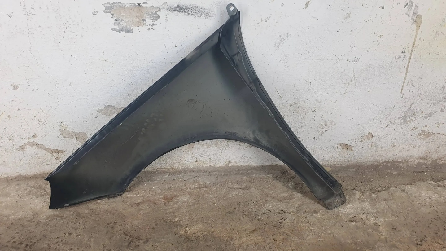 Mercedes-Benz B klasa W169 245 05-12 right fender front front $
