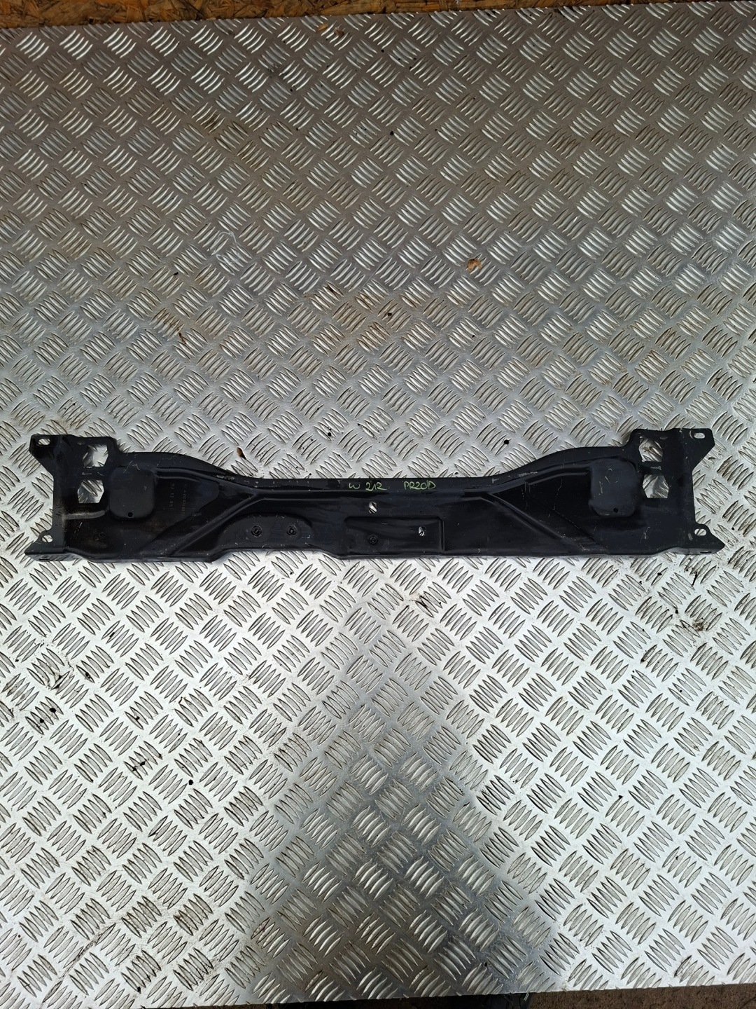 sider pillar front front MERCEDES W212 A2126200072