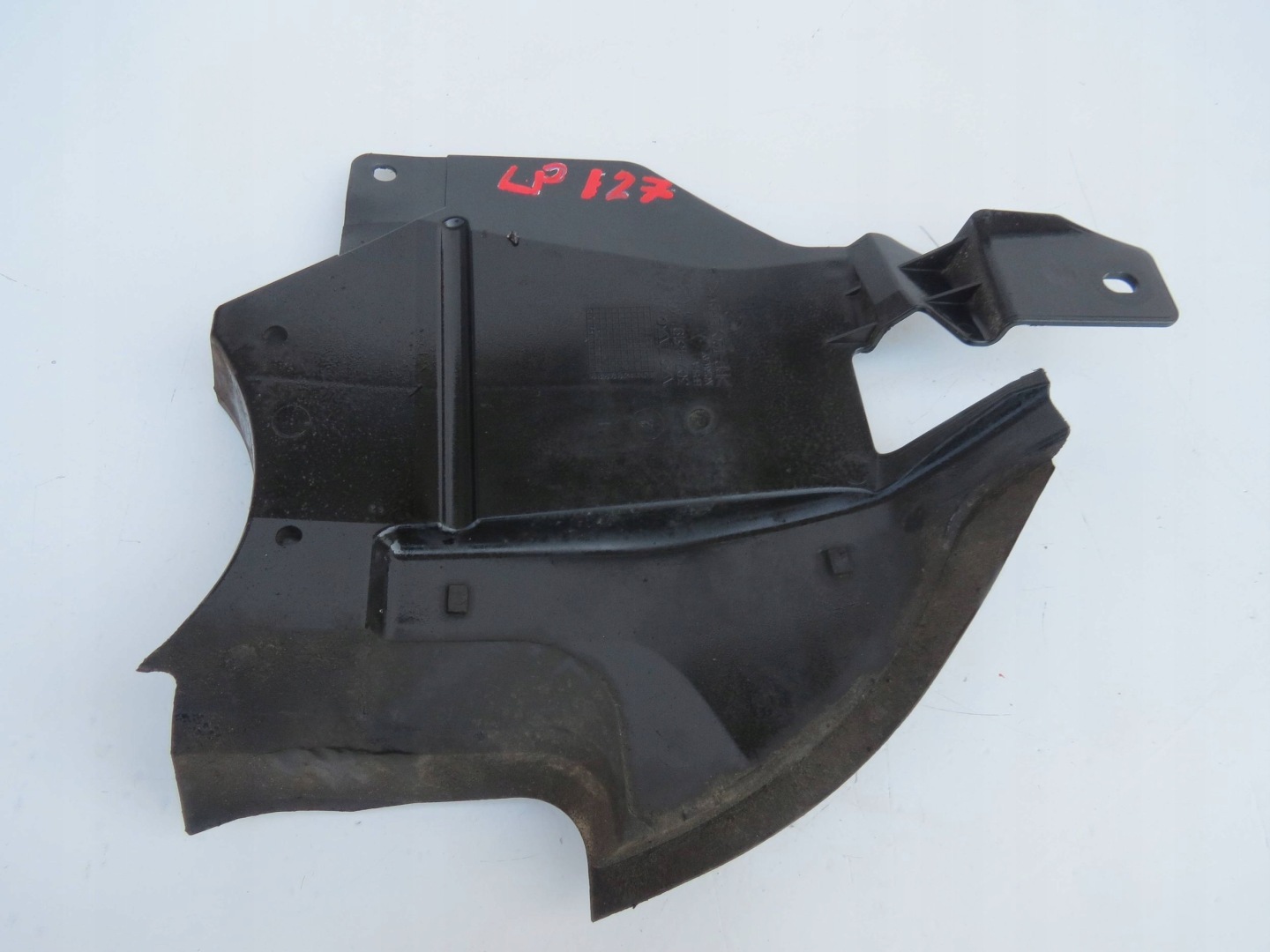 motor cover right lower VOLVO XC90 V8 4.4 30744319
