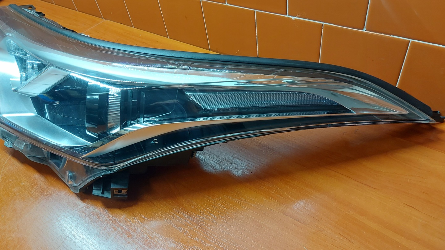 REFLEKTOR light left left front TOYOTA CHR C-HR 16