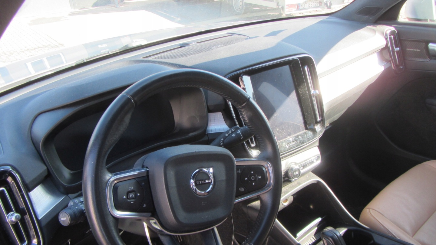 VOLVO XC40 XC 40 dashboard instrument panel original console airbag USA