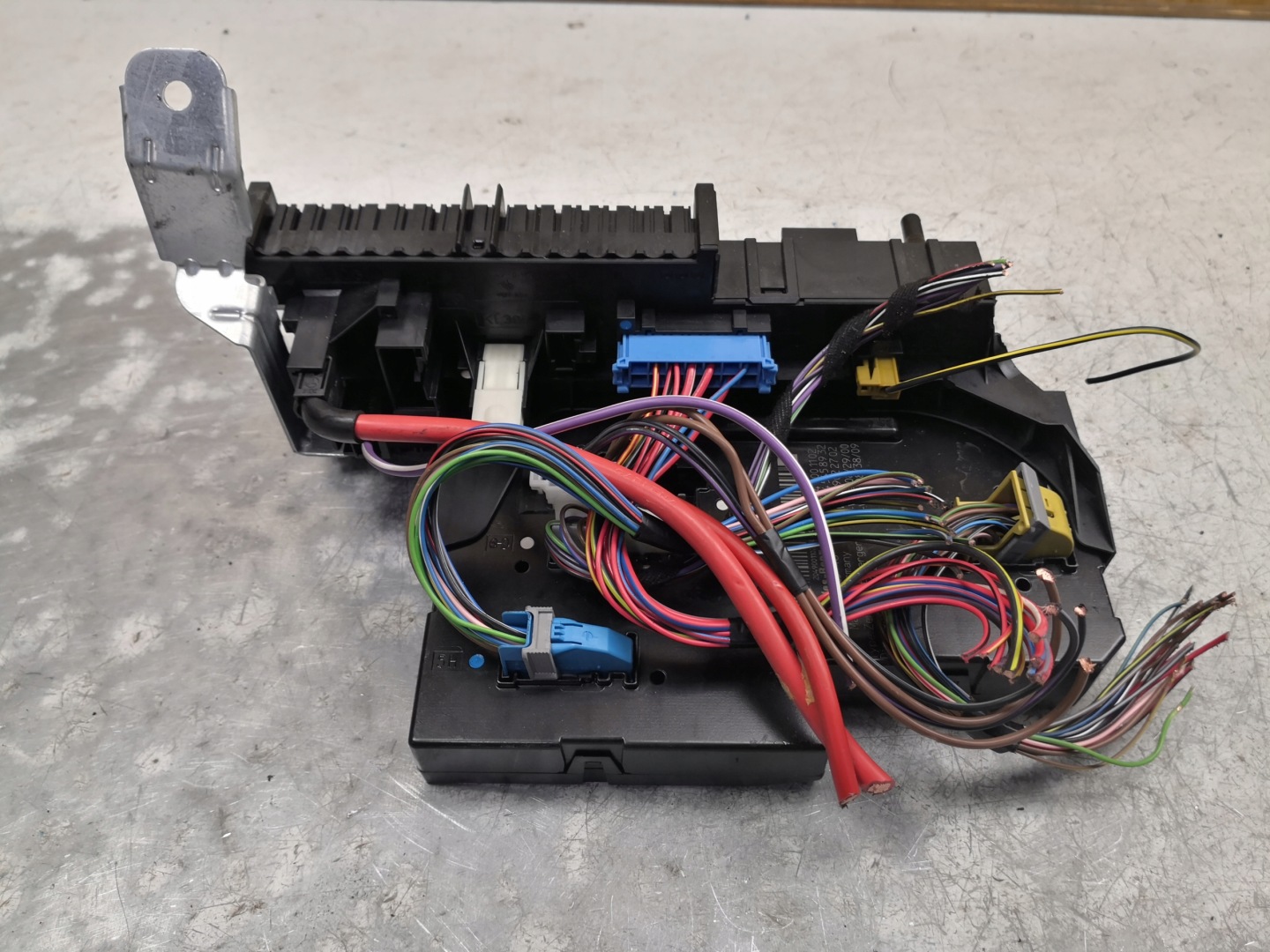 control unit module SAM MERCEDES W204 2049001102