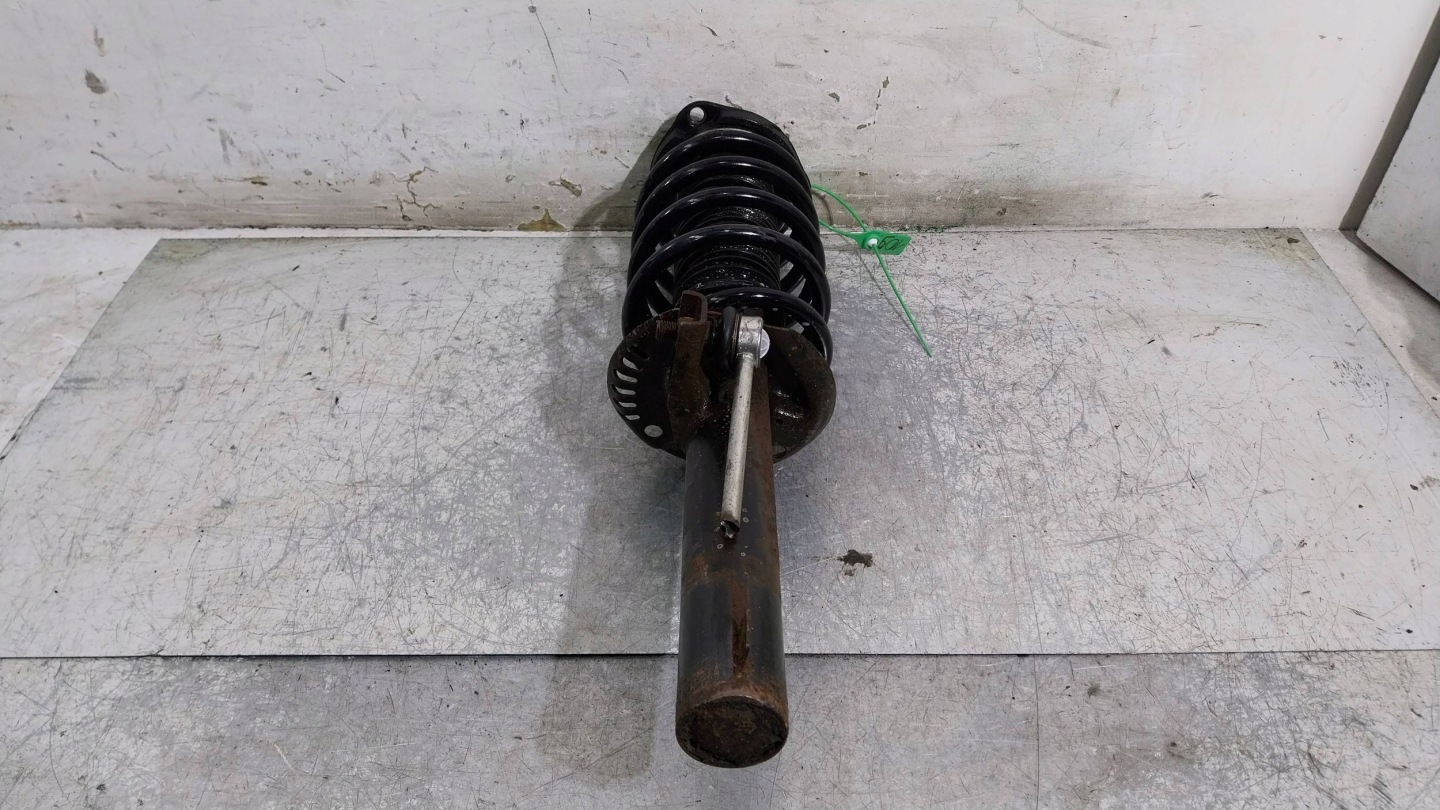 shock absorber left right front 1K0413031BA LEON II A3 GOLF V VI OCTAVIA II