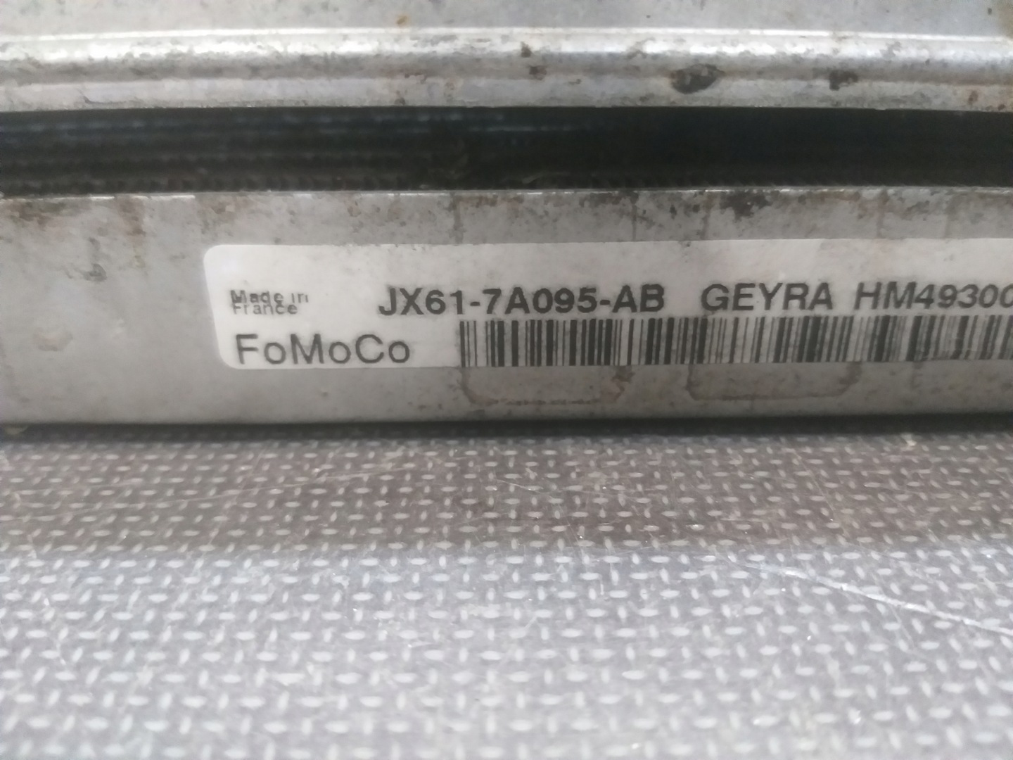 radiator 005-BD damaged