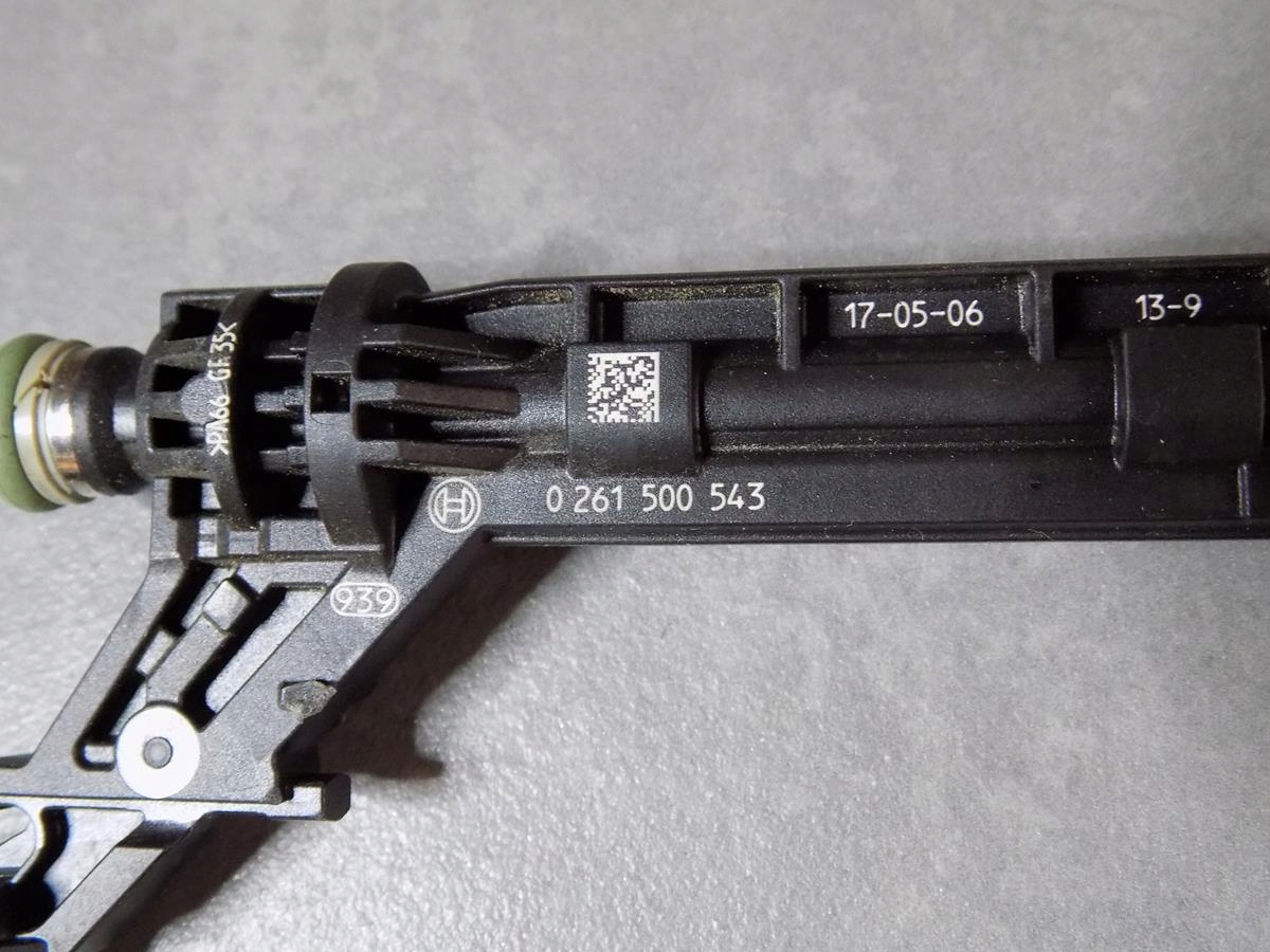 AUDI A8 4N nozzle injector 06M906036R