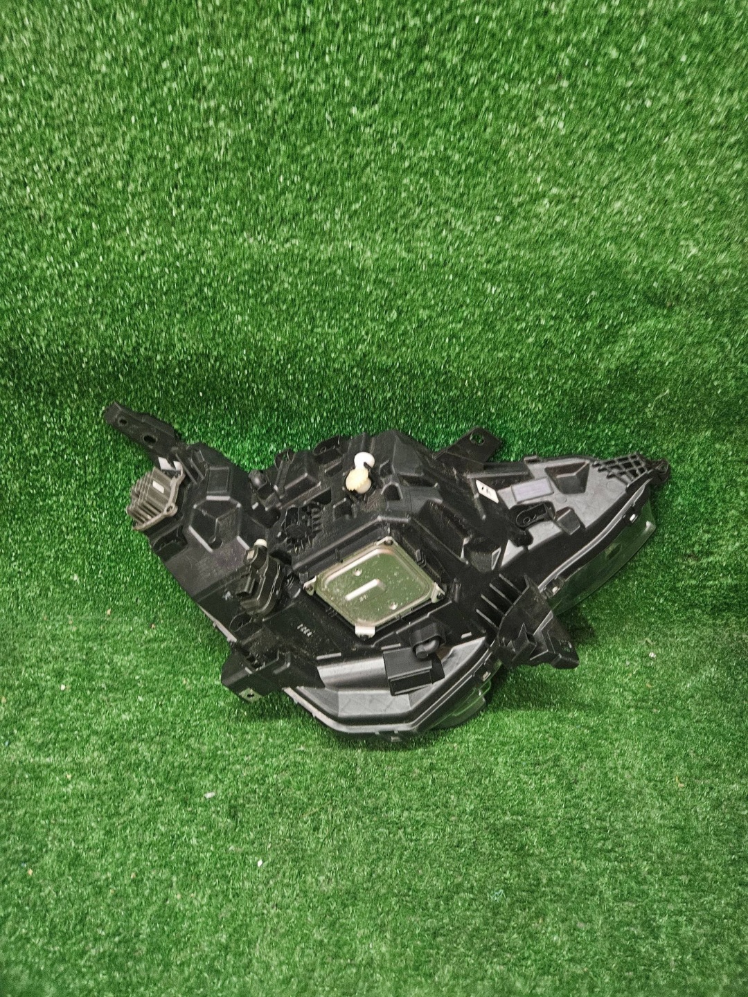 REFLEKTOR left front RENAULT ARKANA LIFT 23- MID LED NR.R1741