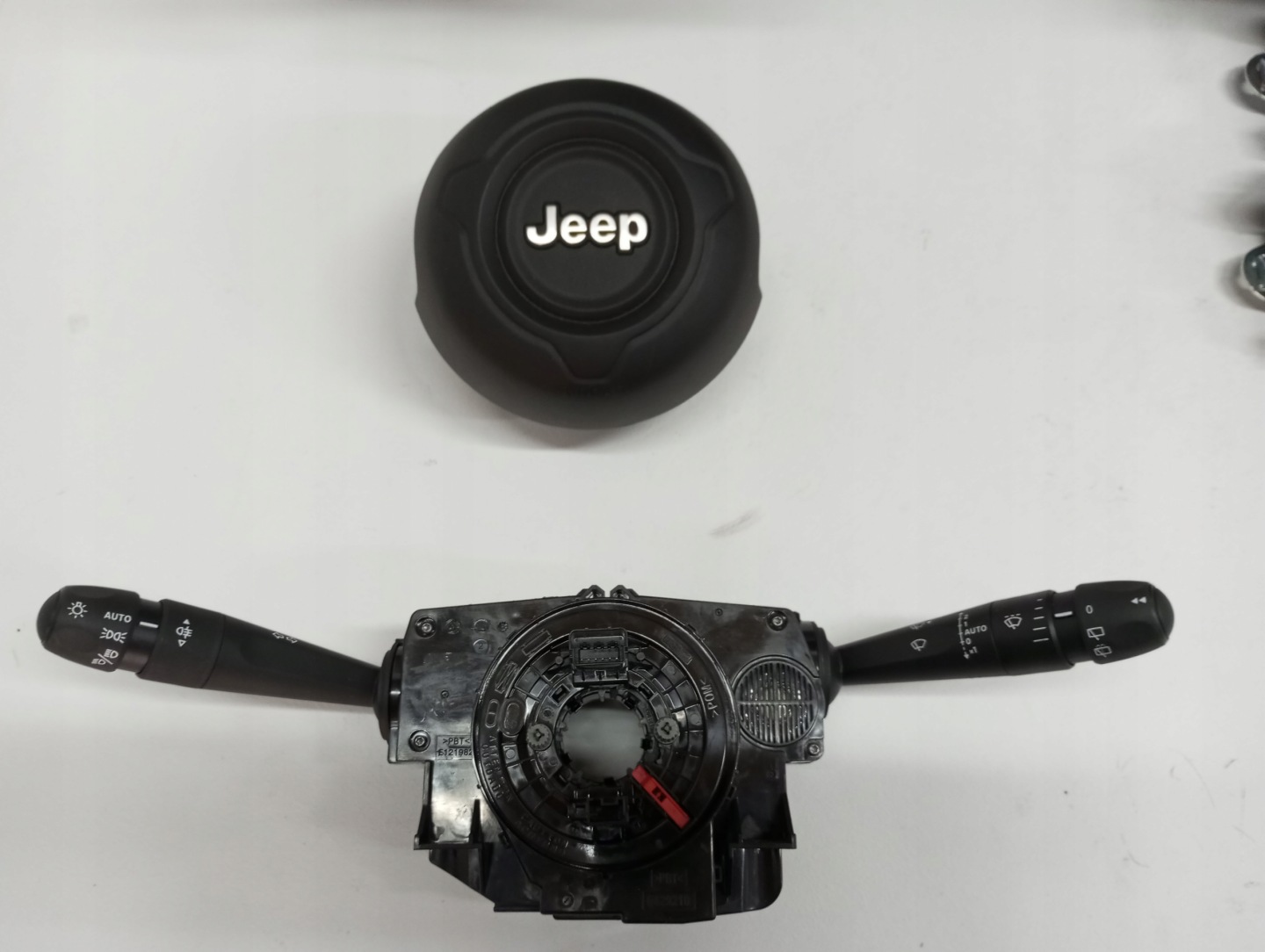 dashboard JEEP AVENGER 23R