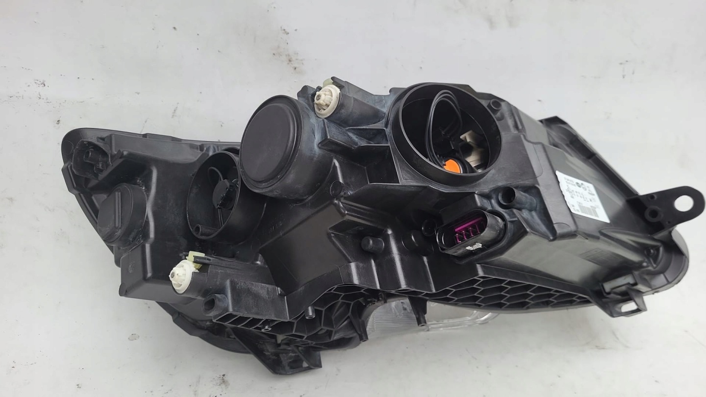 SKODA SUPERB II LIFT 13- light left front front XENON 3T1941015G