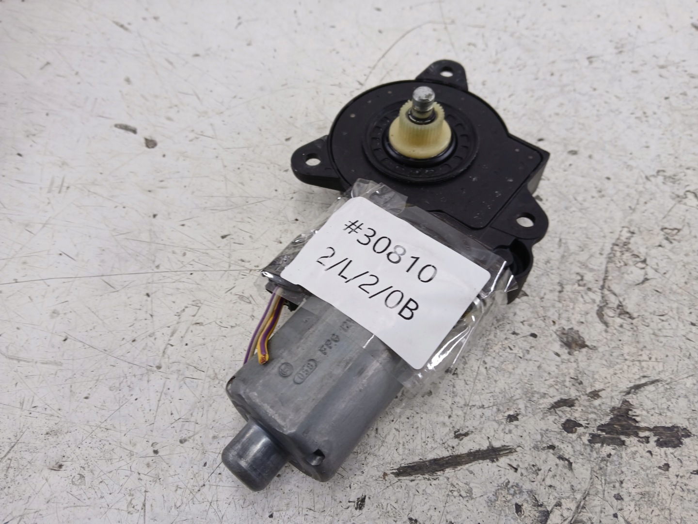 FORD FIESTA MK6 mini motor windows right front 0130821939