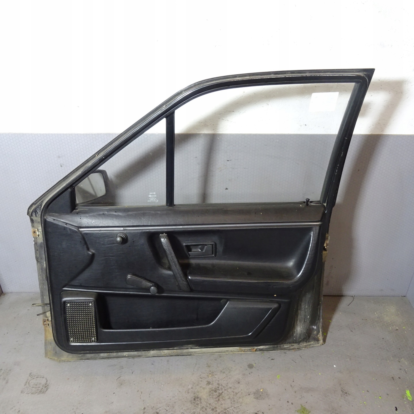 VW PASSAT B2 door front right