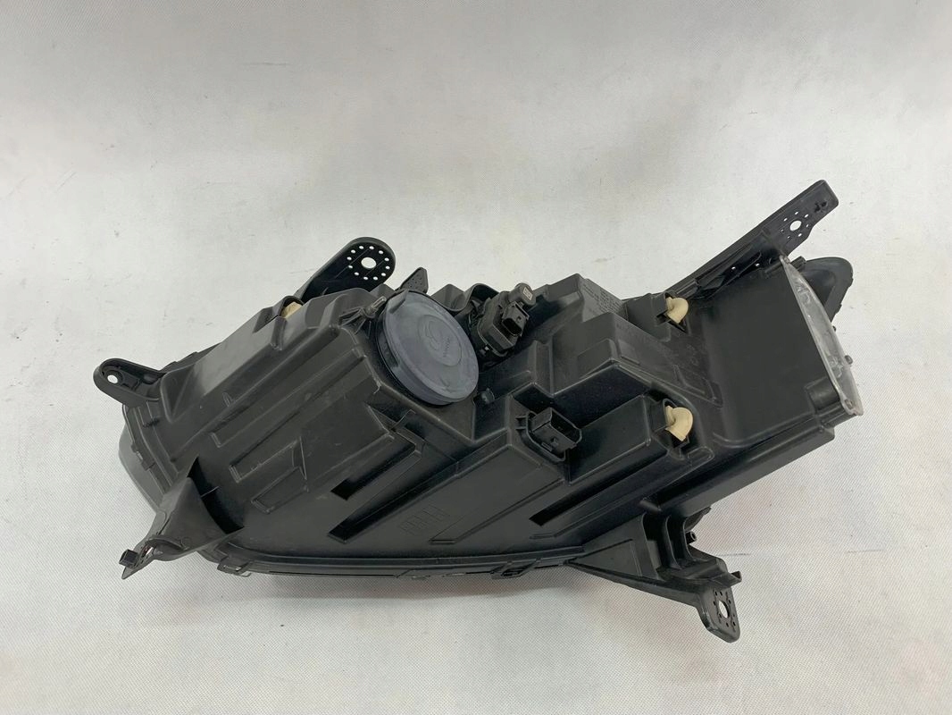Dacia Sandero 3 III 20r Reflektor right light right 2020