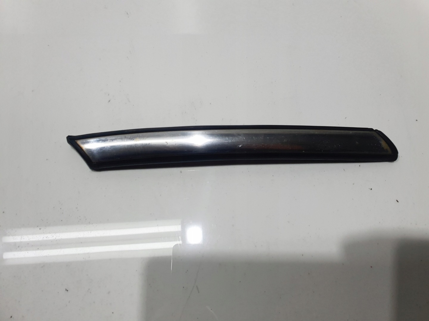 moulding CHROM right front MINI R57