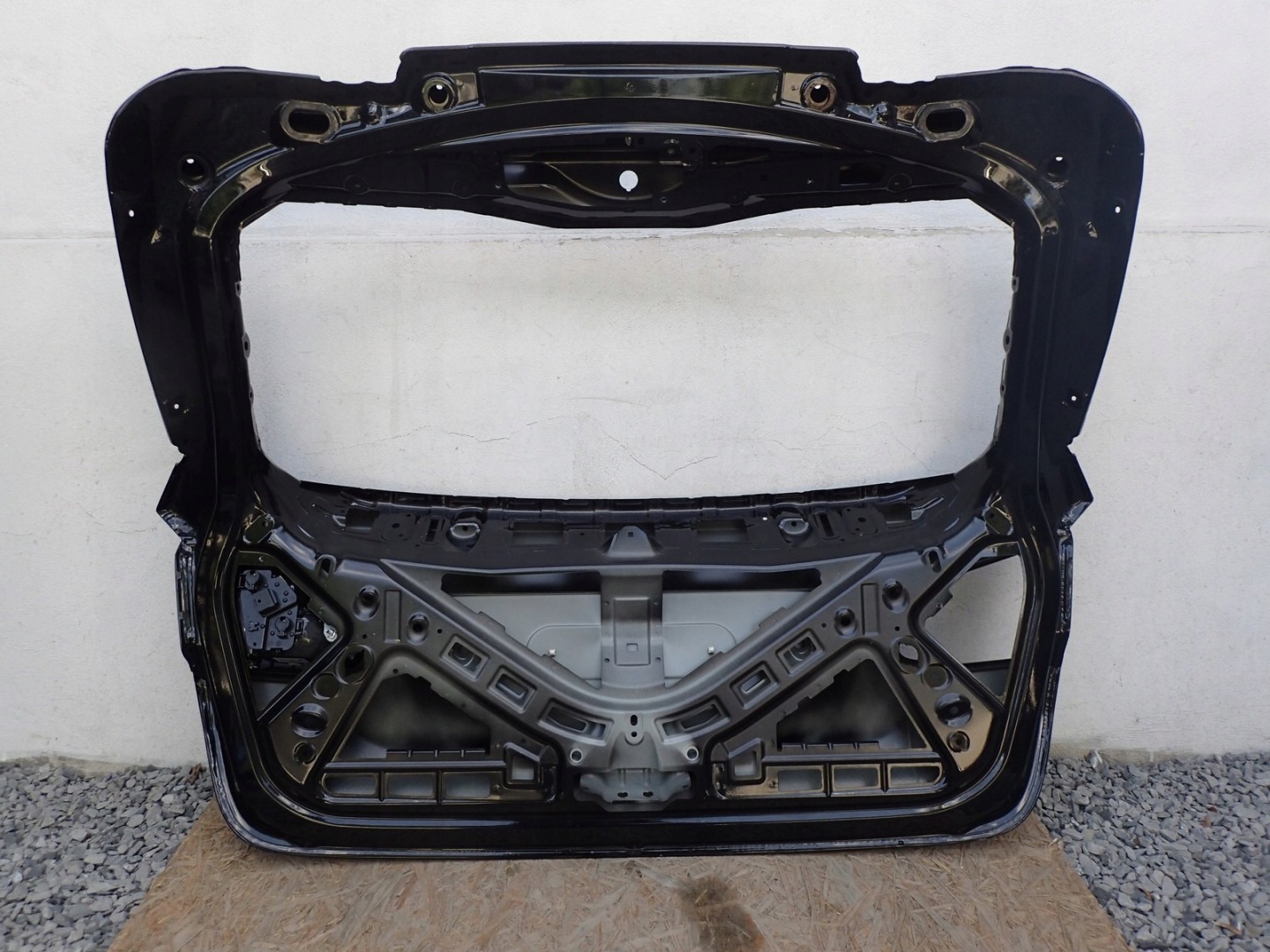 boot door cover boot BMW 2 II F45 ACTIVE