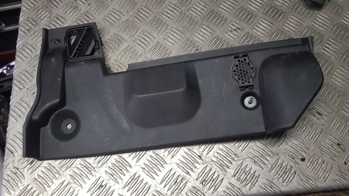 BMW E38 fedél SCHOWKA PASAZERA 8150276