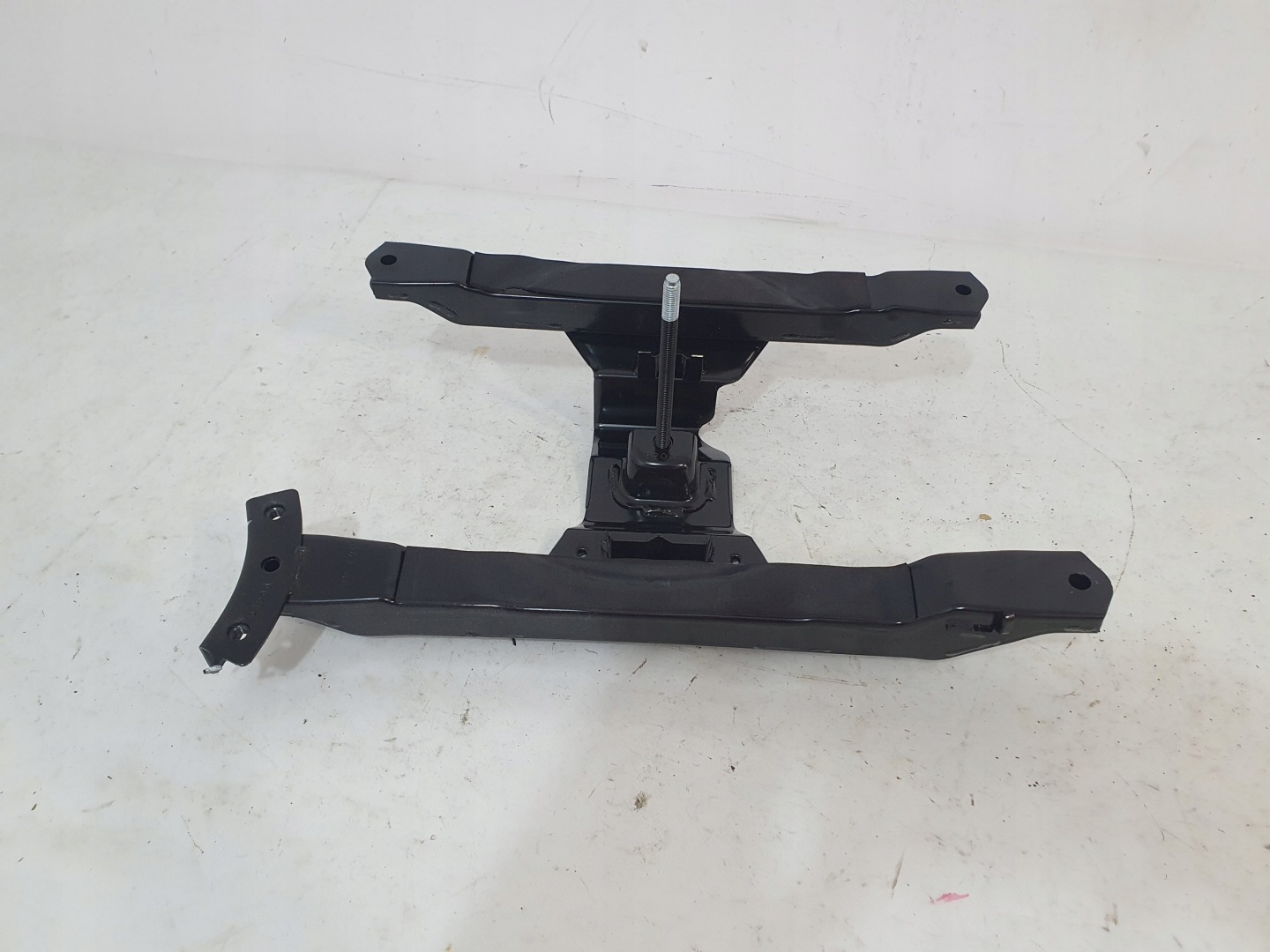 CHRYSLER PACIFICA II 17- Support plaque Roues de la roue de secours DOJAZDOWEGO 68381548AA