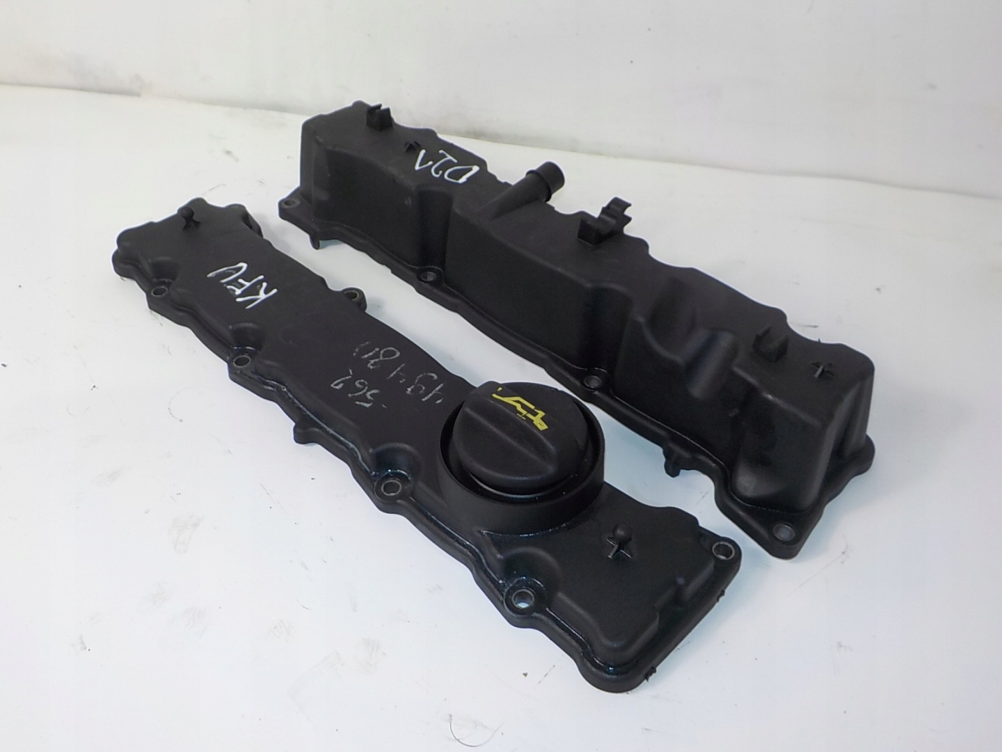 Abdeckung der Ventile PEUGEOT 206 1.4 KFU 9646498180