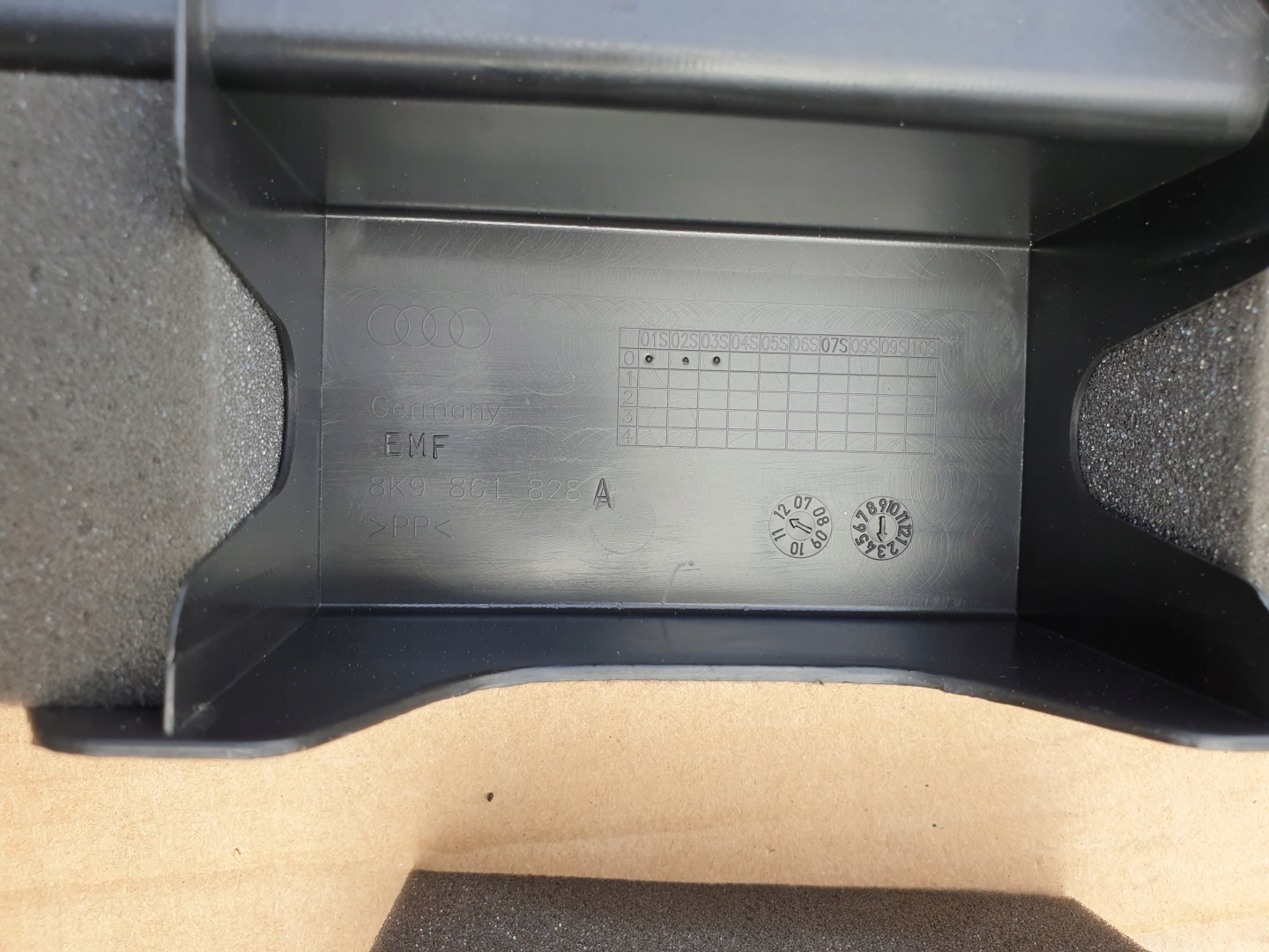 moulding floor boot right left AUDI A4 B8 8K AVANT KOMBI ALLROAD OE