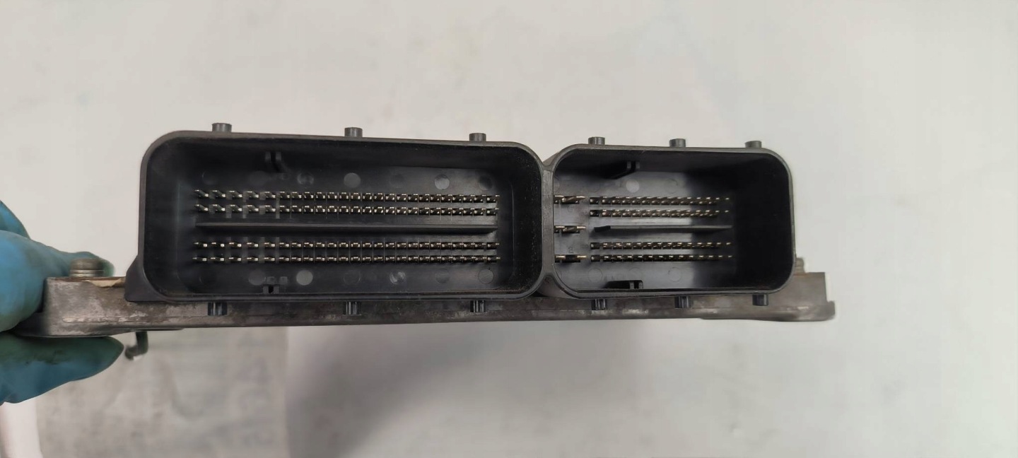 computer Motore ECU 22611AP842 2.0 D SUBARU LEGACY