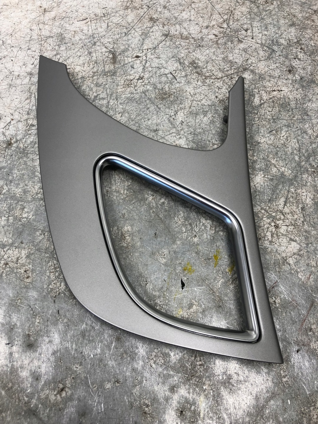 rám mřížky ventilace levá AUDI A5 06481-000