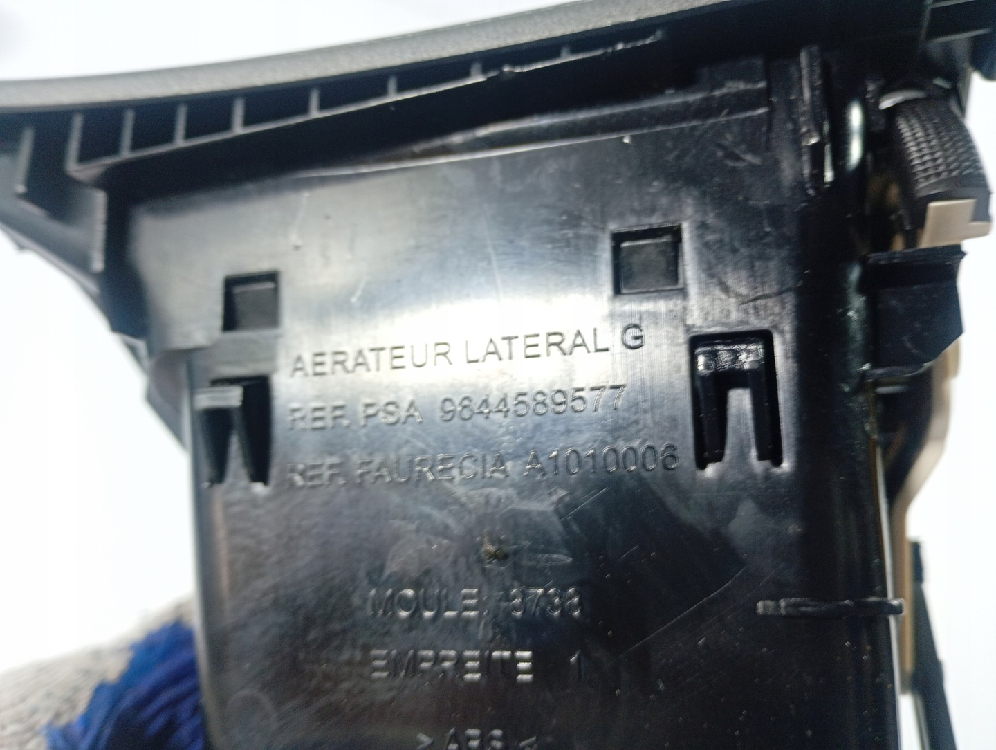 grid air conditioning devices air left driver´s OE 9644589577 Peugeot 407 SW 05-10