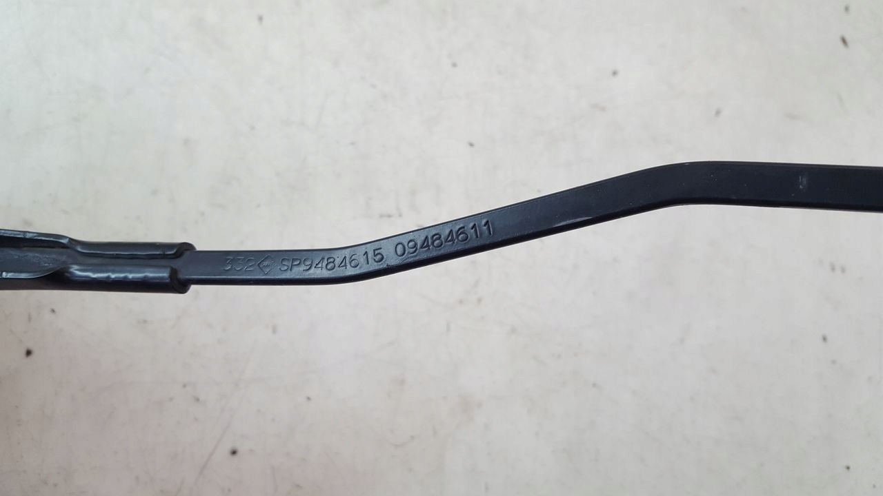 wiper arm left Volvo S80 2,4