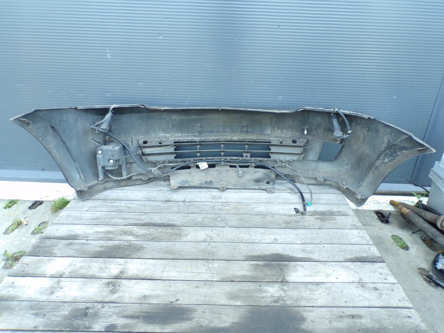 front bumper front OPEL MERIVA A colour Z20R washers