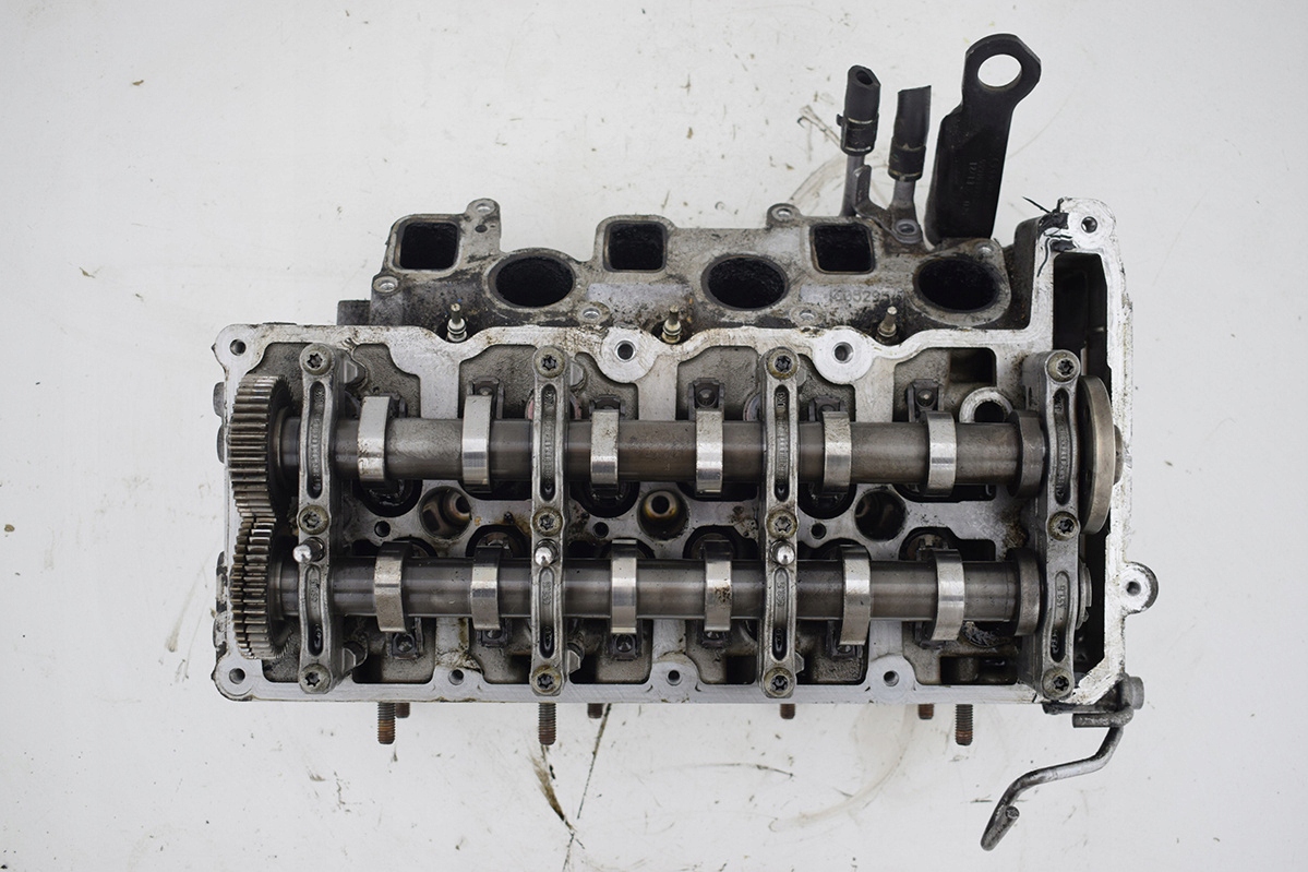 head. of the engine AUDI 3.0 TDI V6 CLA 059.3.AP left
