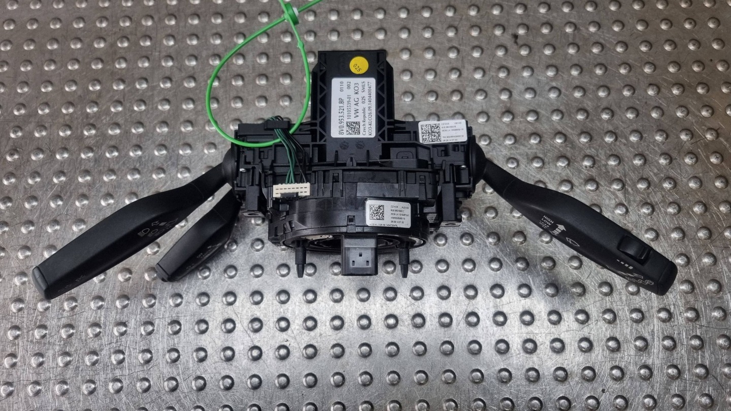 MANETKA steering wheel levers and controls ring TEMPOMAT 8V0953521BP AUDI A3 8V