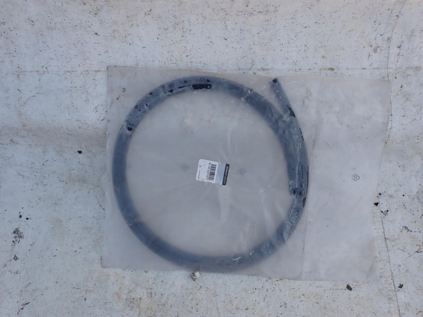 RENAULT KANGOO II 2 07-21 gasket windows CZOLOWEJ front PRZEDNIEJ