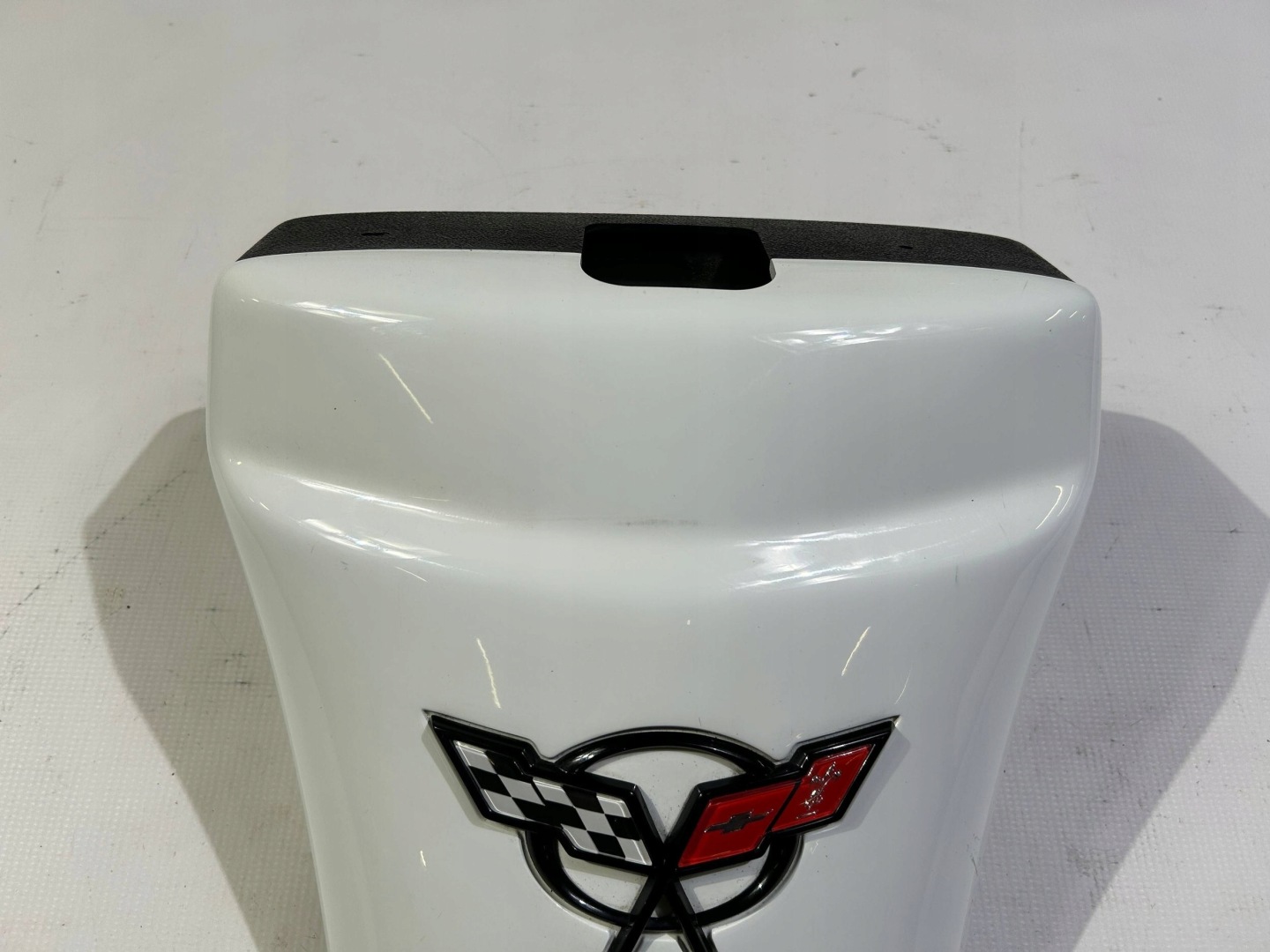 Panel Blende Abdeckung Tueroeffner heckklappe dach logo Chevrolet Corvette C5 Cabrio 1997