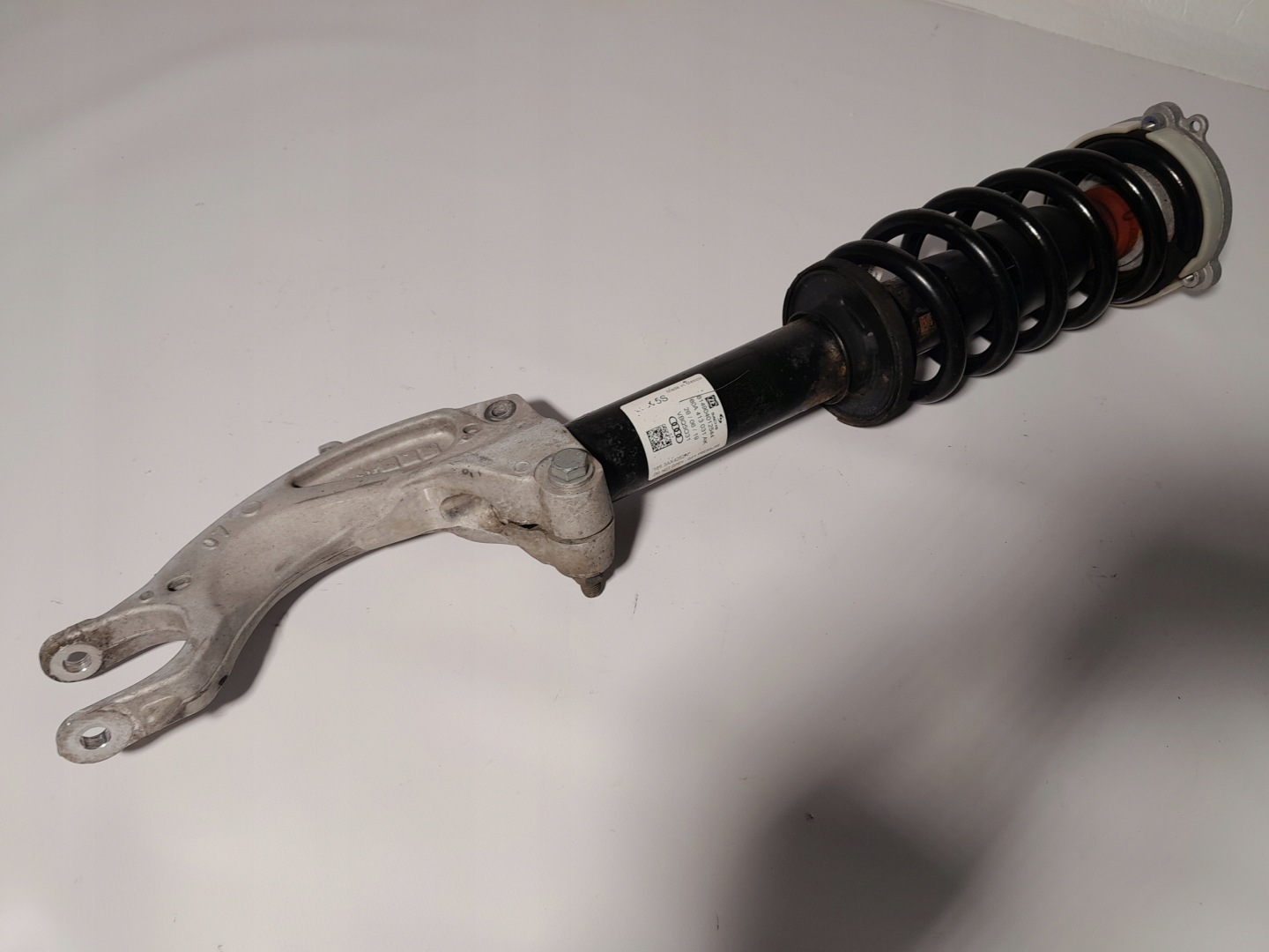 AUDI Q5 II 80A shock absorber KIEL left front 4M0413037N 80A413031AK