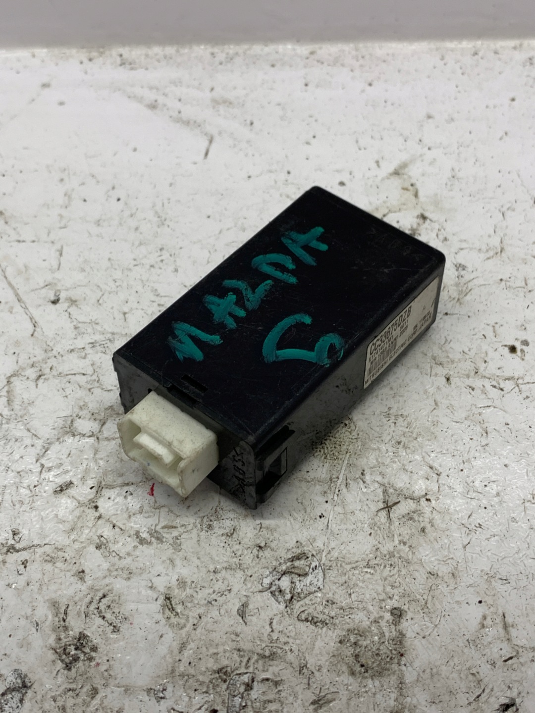 modul Bedienteil Tueroeffner CC33675DZB MAZDA