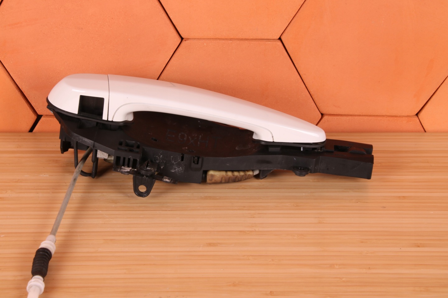 BMW E90 E91 handle exterior right rear part rear A300 ALPINWEISS 3
