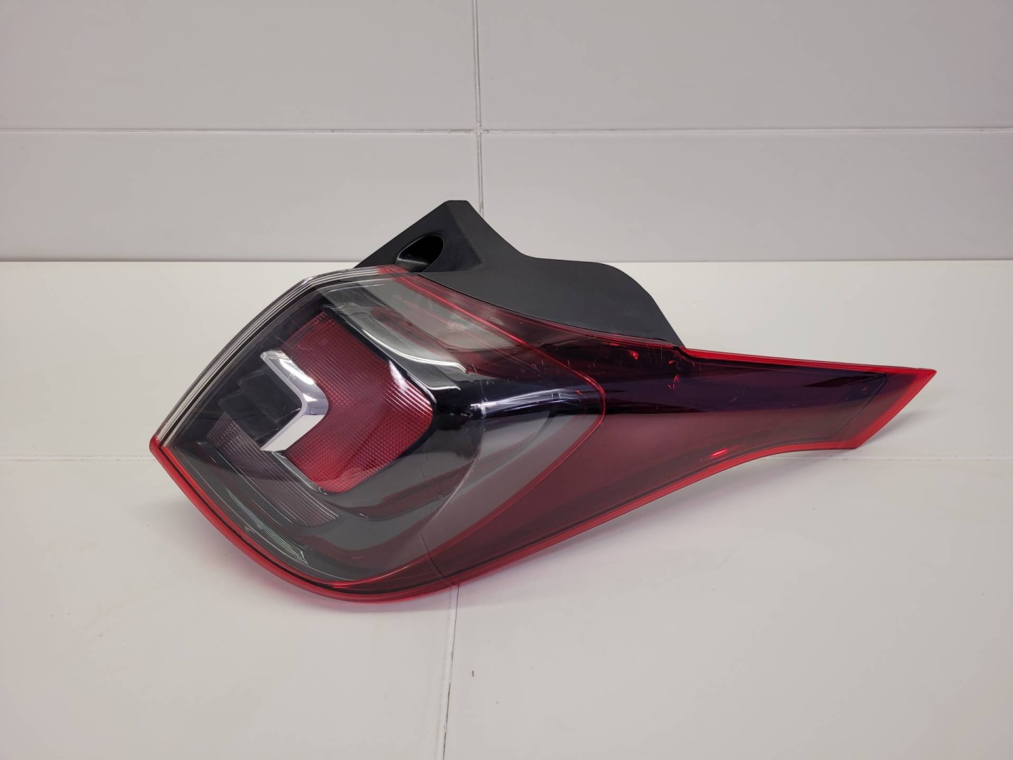 light rear right side Opel Crossland X 2019 2SD.2237