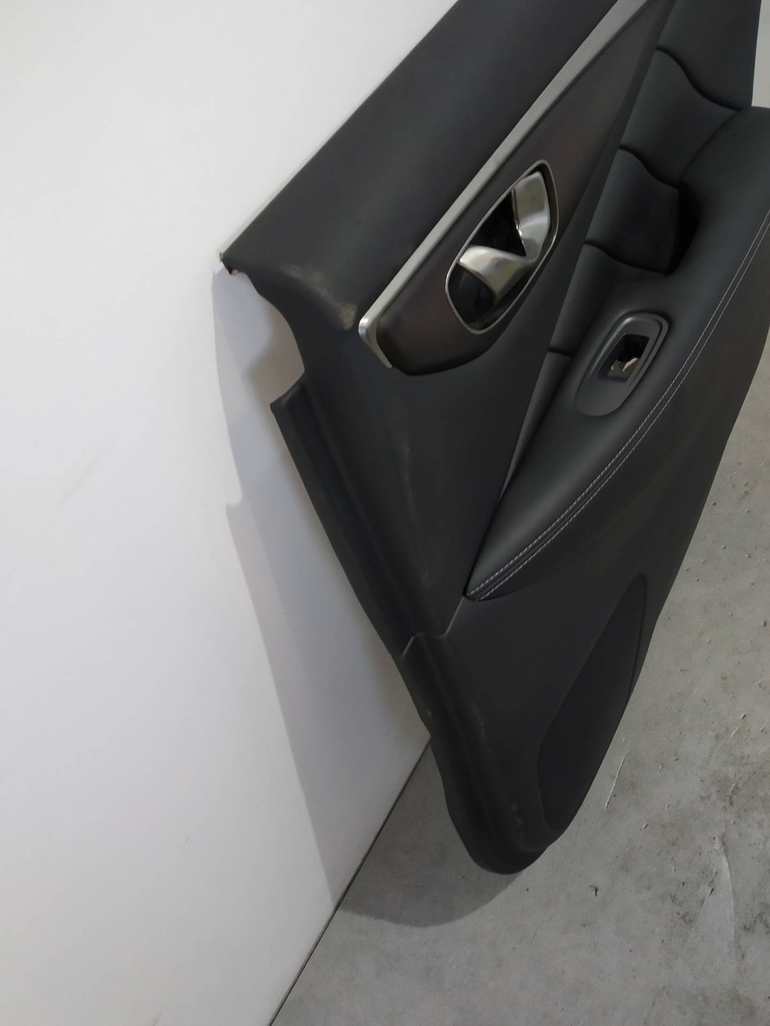 upholstery side right rear part Infiniti Q50 and (2013- )