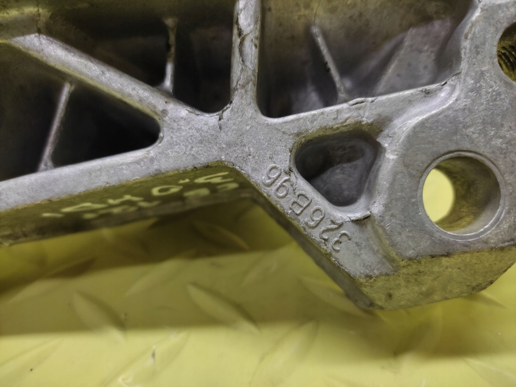 CITROEN C5 III 3.0 HDI engine mount