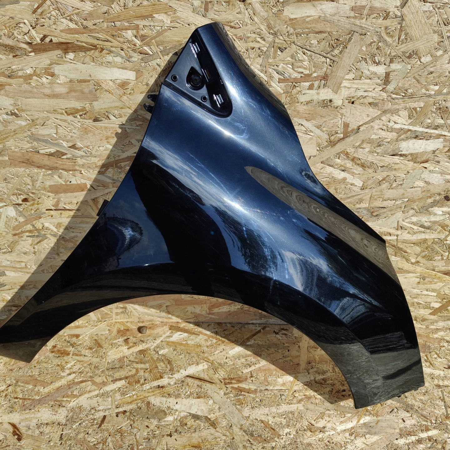 fender right side Renault Clio IV