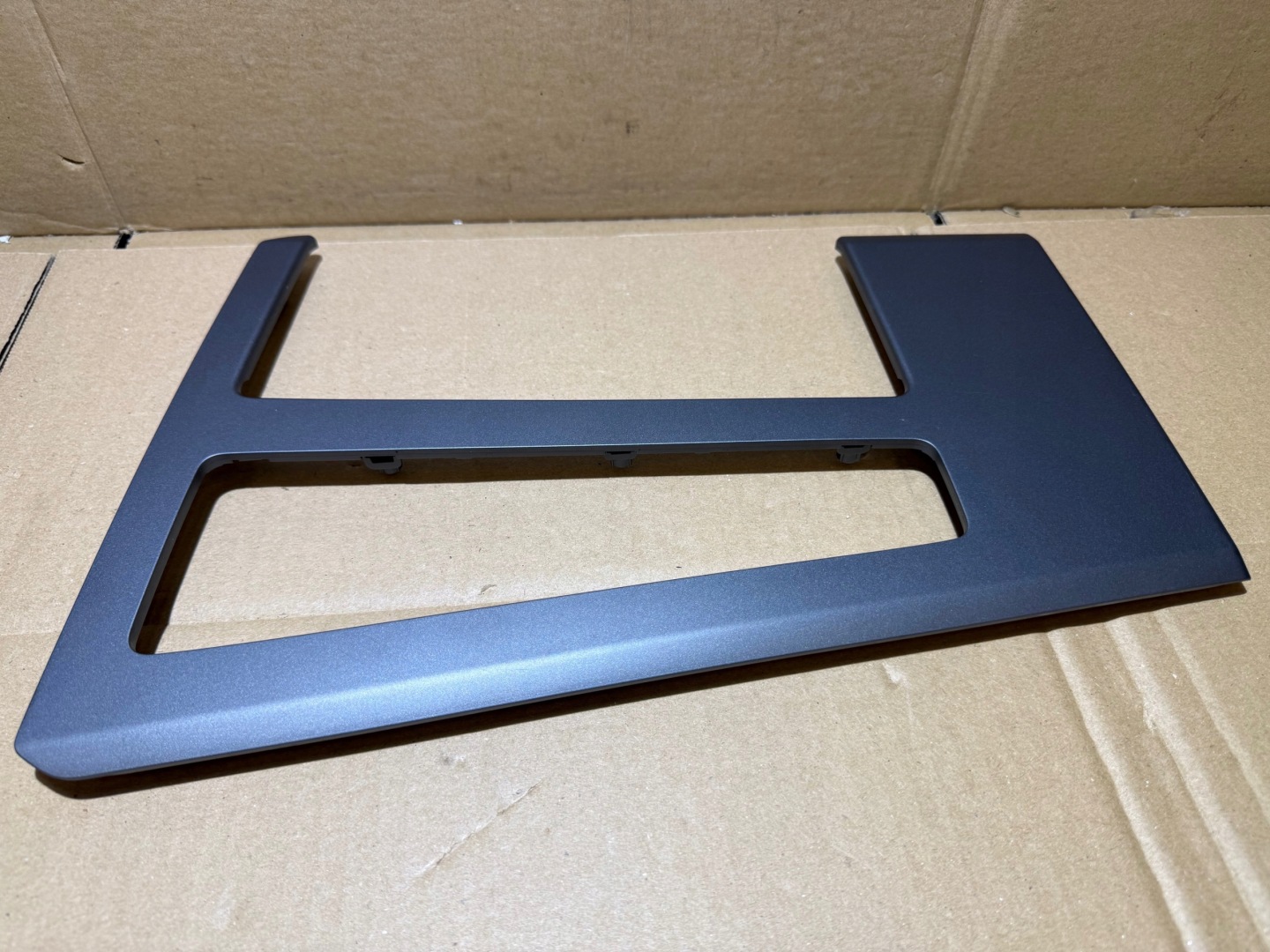 AUDI A6 C8 frame PANEL DEKOR TUNELU SRODKOWEGO 4K1863969