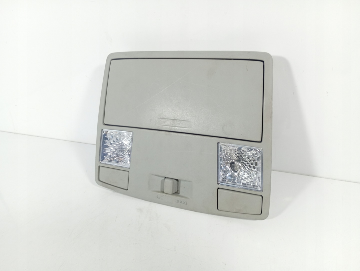 Mazda 5 V 05-10 OSWIETLENIE light inner cabs ZE SCHOWKIEM