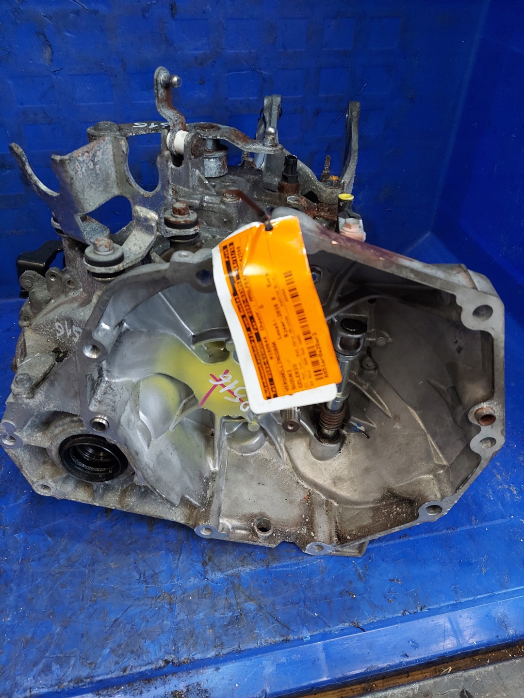 Getriebe CELERIO 2016 R 1.0 B 3MT3 60.454KM
