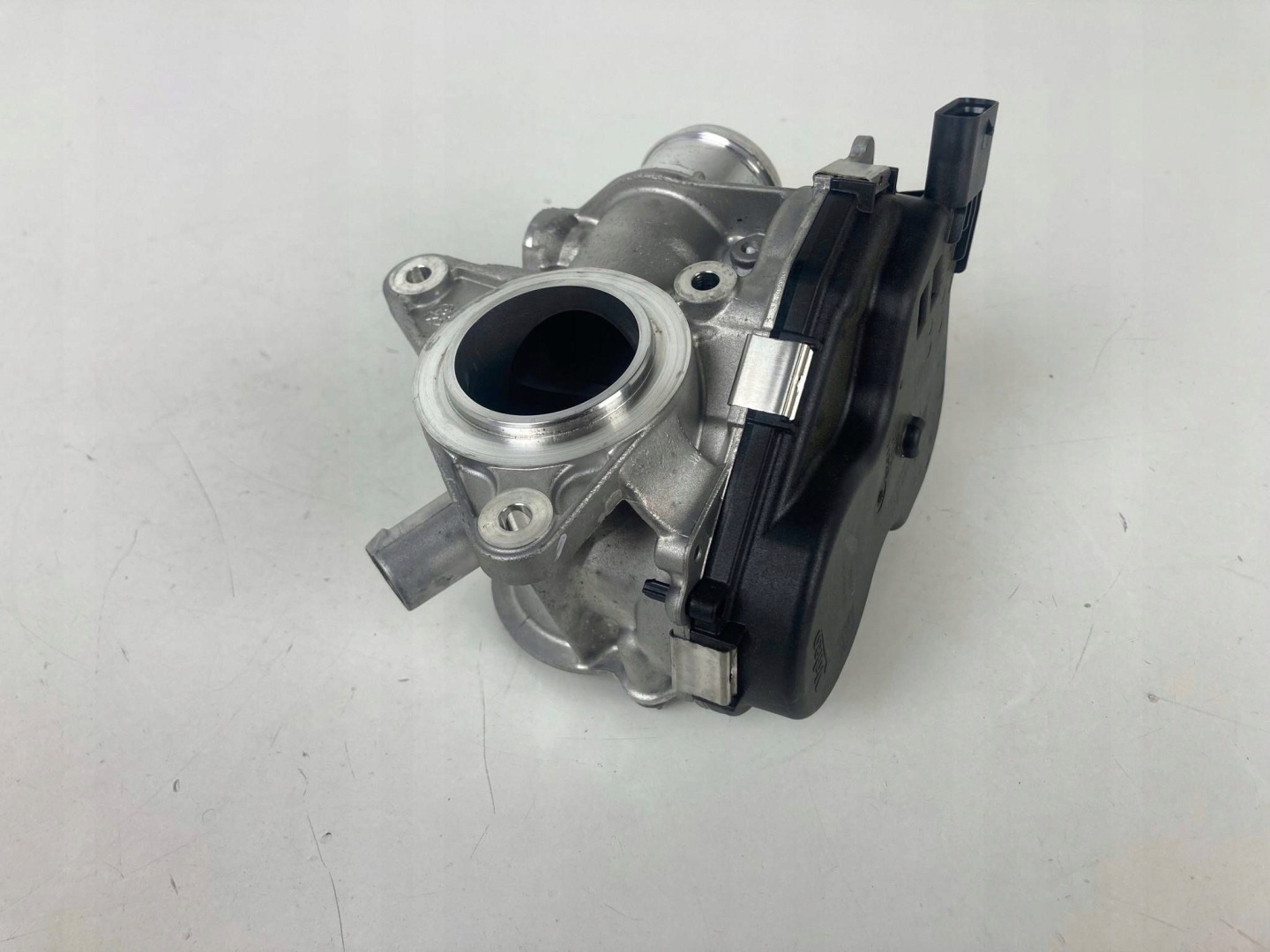 Opel Astra K 1.5D Valvola a farfalla 55484828