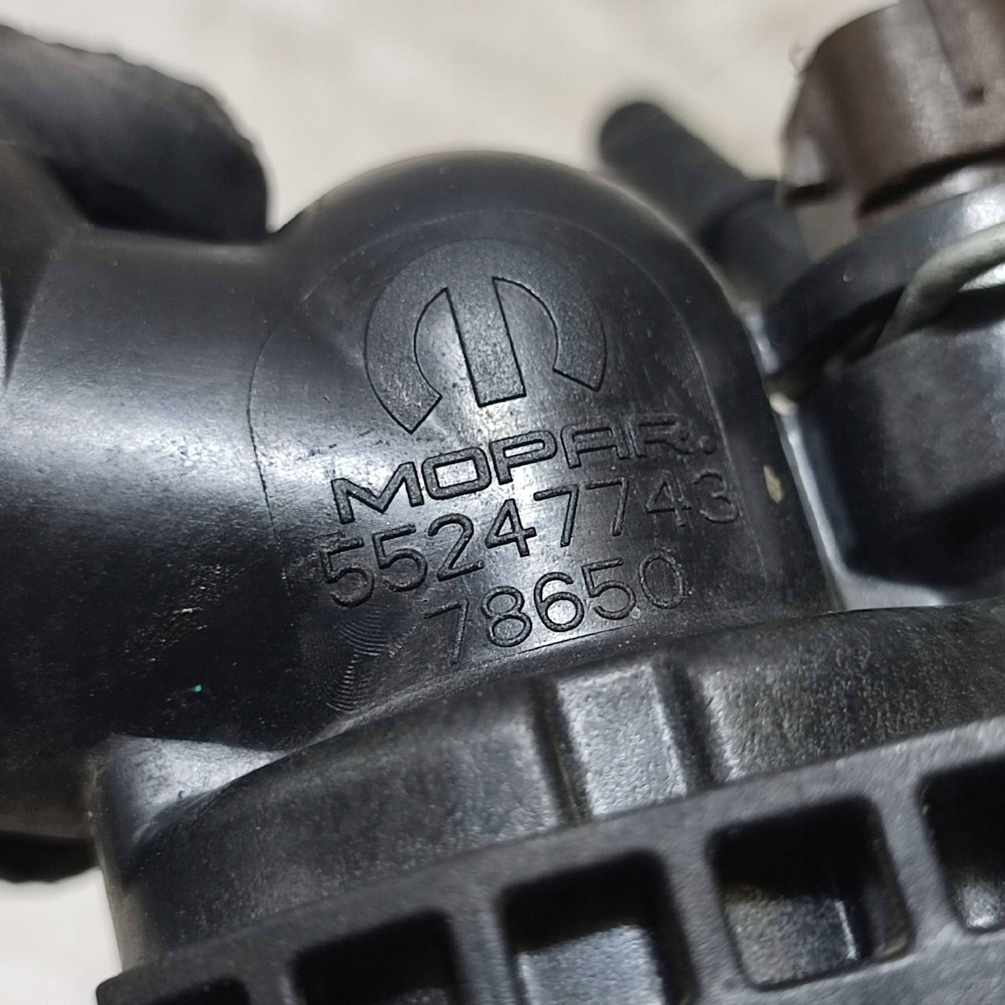 termostato Fiat 500X 55247743
