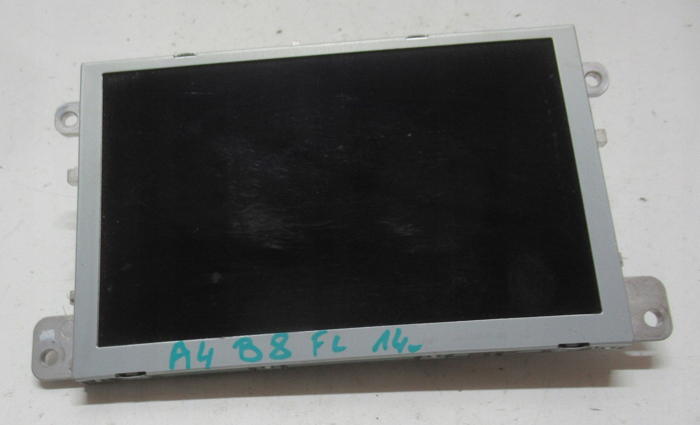 AUDI A4 B8 FL 2.0 TFSI 14R EKRAN display navigation devices 8R0919604A