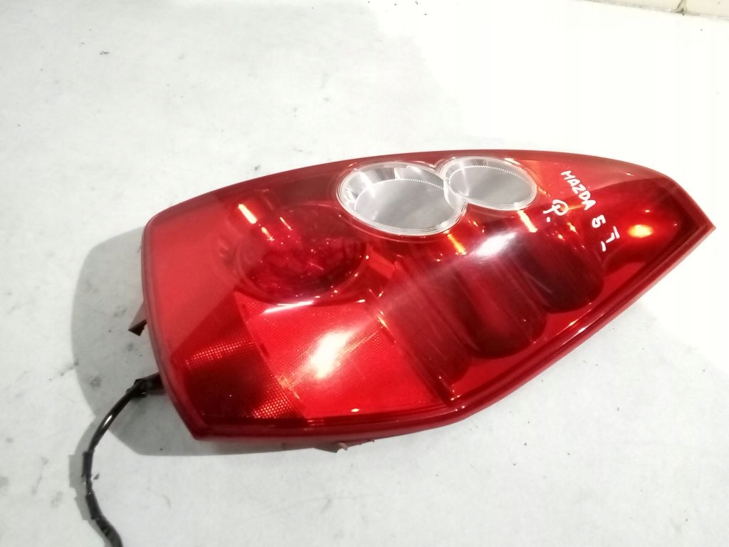Mazda 5 i far desna stražnji dio stražnja